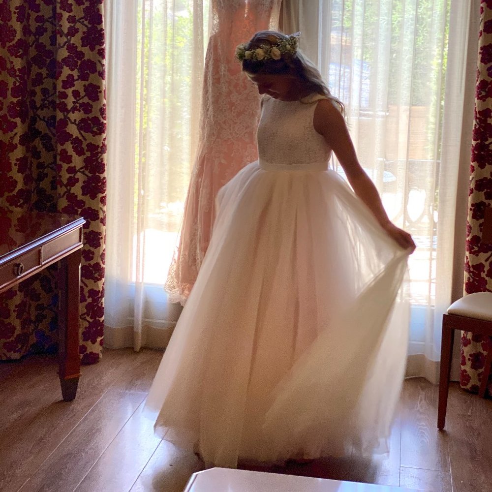 Ball Gown Flower Girl Dress with Heart Cutout f - Picture 2 of 5